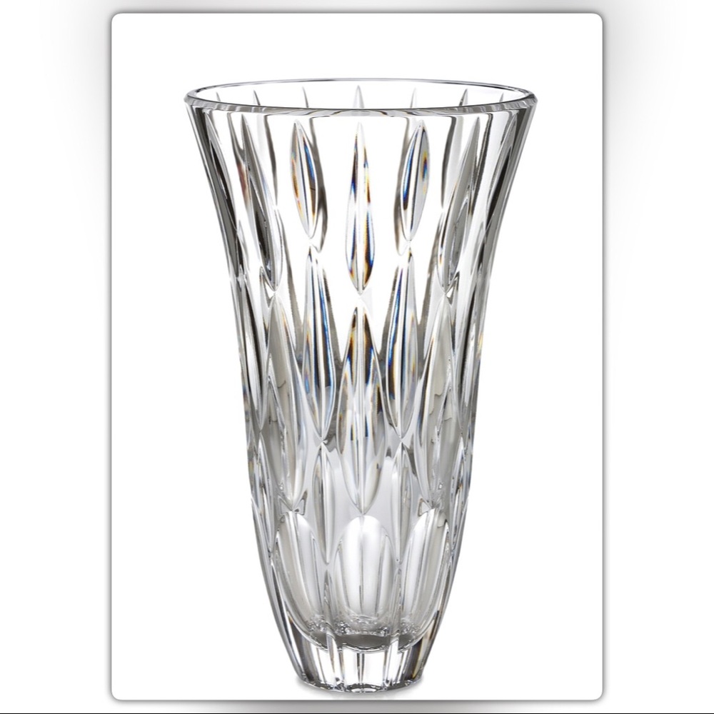 Marquis by Waterford “Rainfall" Vase, 11"
